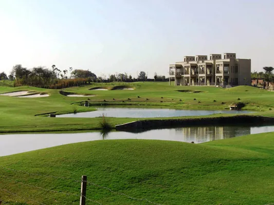 Tarudhan Valley Golf Resort